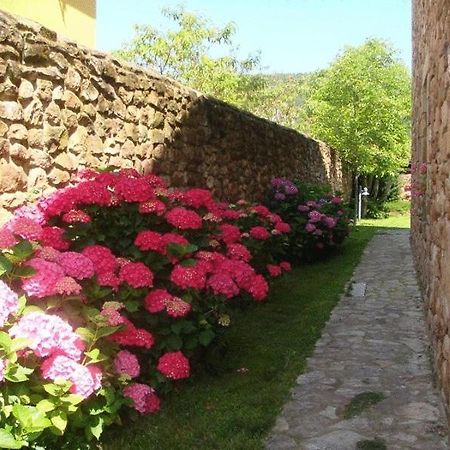 Posada Los Nogales Barcenilla Exterior foto